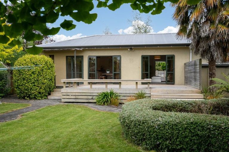 Photo of property in 18 Queen Street, Cambridge, 3434