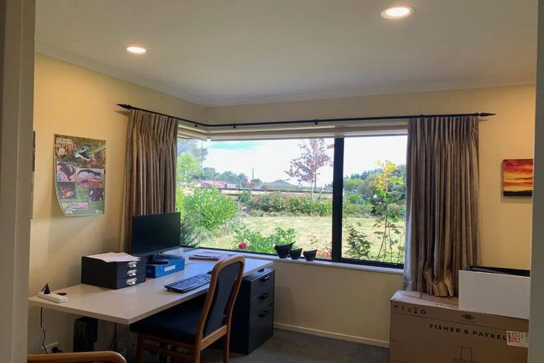 Photo of property in 289 Upland Road, Tarurutangi, New Plymouth, 4372