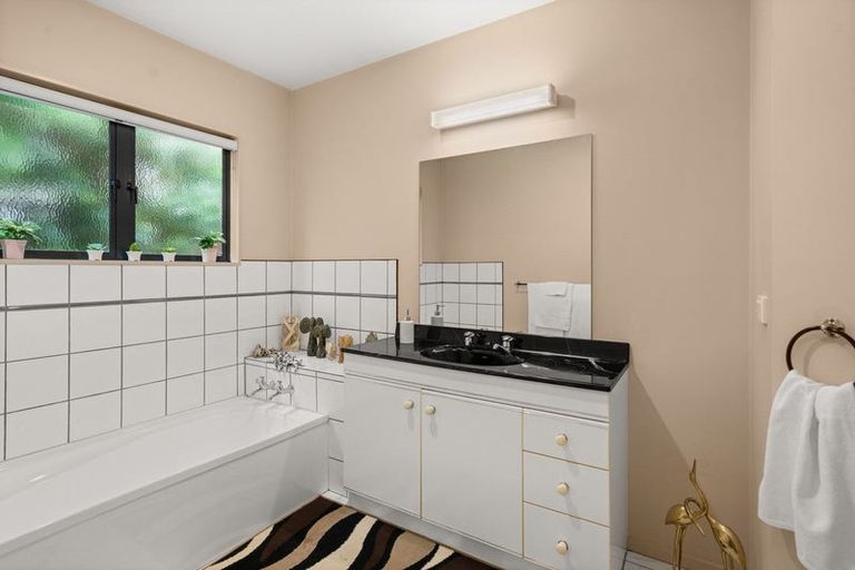 Photo of property in 17 Meadow Vale, Coastlands, Whakatane, 3120