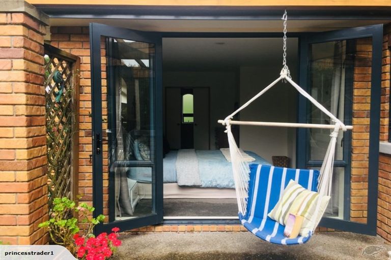 Photo of property in 9 Dallinger Street, St Andrews, Hamilton, 3200