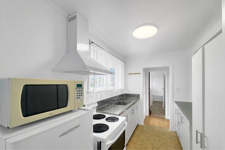 Photo of property in 1-3/18 Bristol Street, Trentham, Upper Hutt, 5018