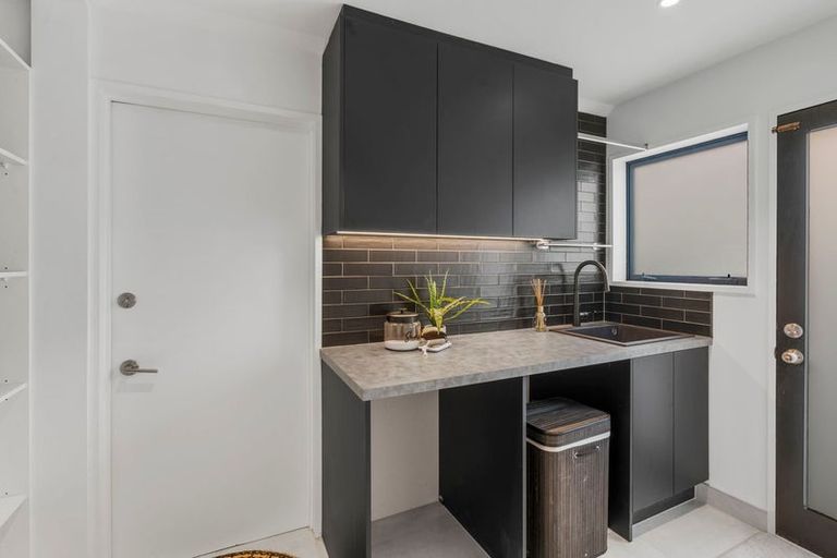 Photo of property in 9 Ringwood Place, Avonhead, Christchurch, 8042