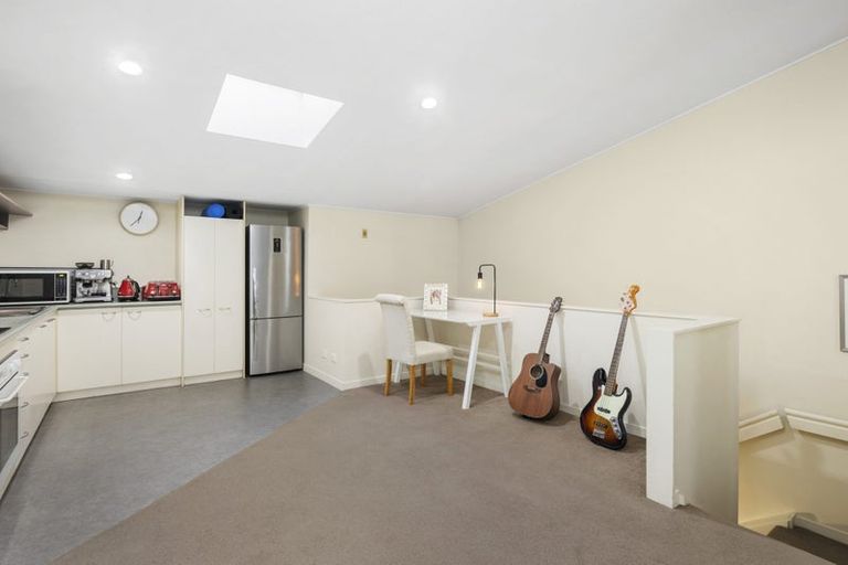 Photo of property in Dixonlane Apartments, 11/7 Feltex Lane, Te Aro, Wellington, 6011