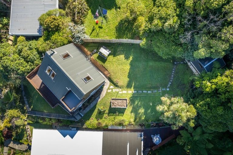 Photo of property in 32 Cluny Road, Plimmerton, Porirua, 5026