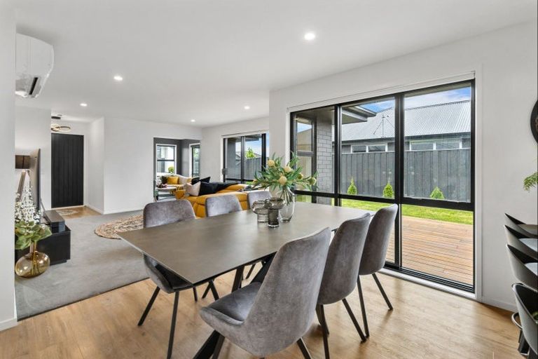 Photo of property in 7 Avanda Avenue, Rolleston, 7615