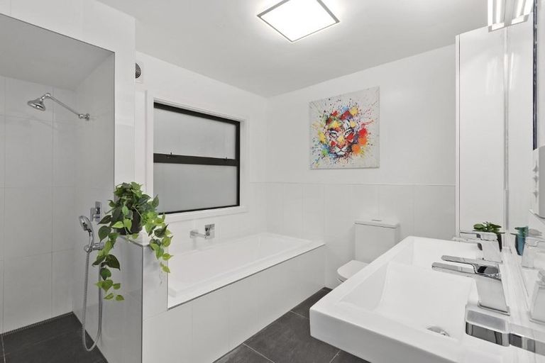 Photo of property in 49 Holliss Avenue, Cashmere, Christchurch, 8022