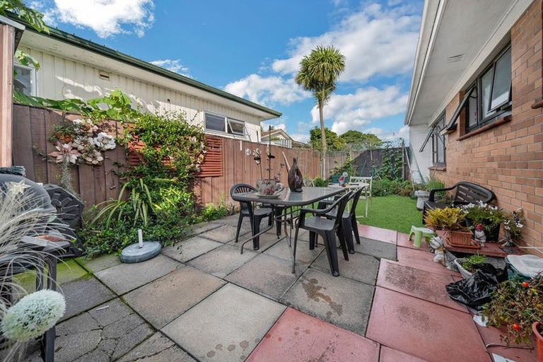Photo of property in 2/7 Don Street, Papakura, 2110