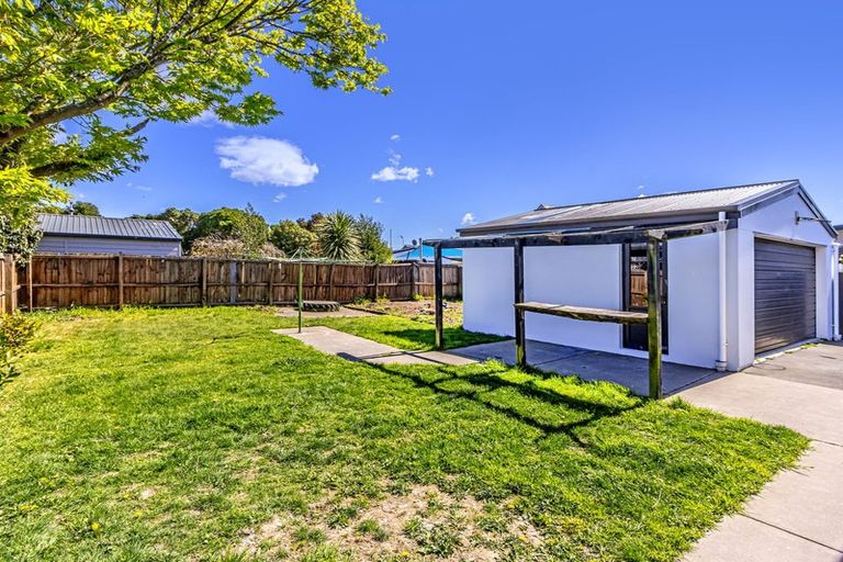Photo of property in 5 Lamorna Road, Parklands, Christchurch, 8083