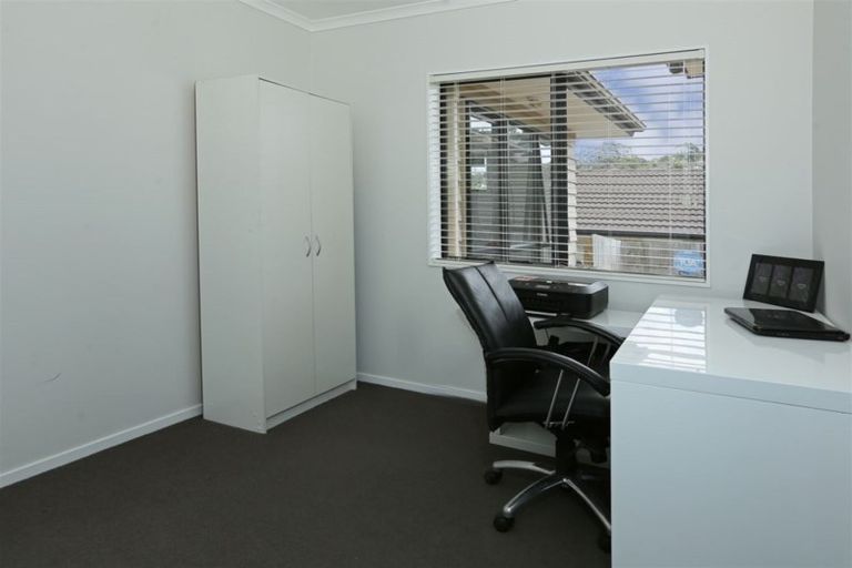 Photo of property in 4 Hornsey Avenue, Henderson, Auckland, 0612