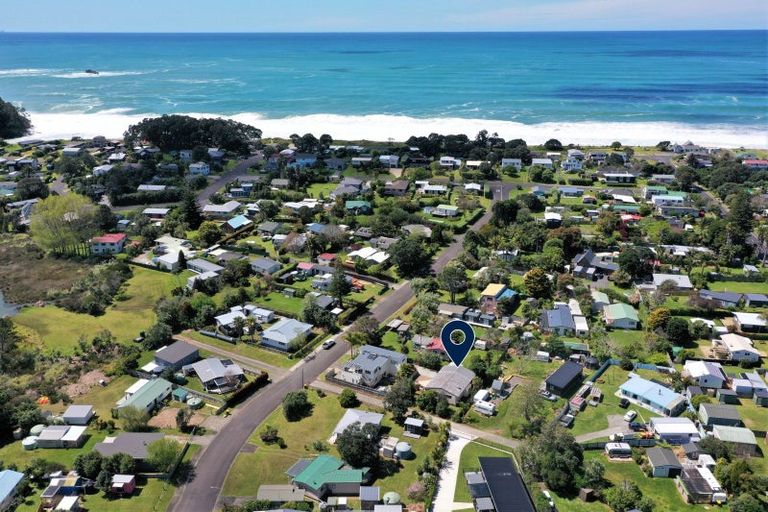 Photo of property in 23a Marlin Place, Whiritoa, Whangamata, 3691