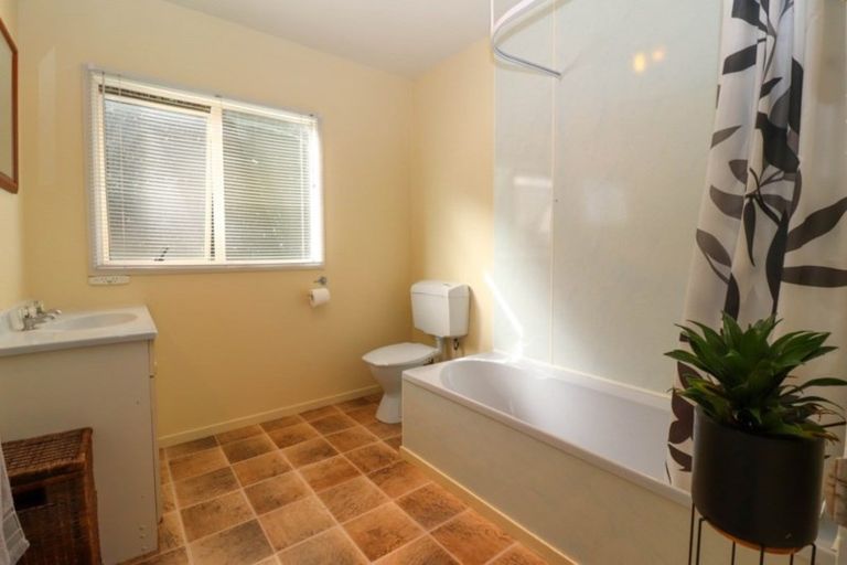 Photo of property in 507 Upper Albert Street, Thames, 3500