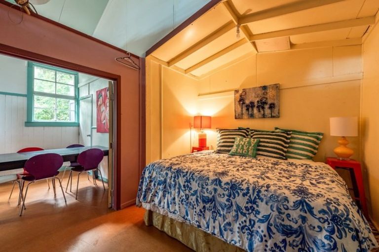 Photo of property in 84 Moana Street, Otaki Beach, Otaki, 5512