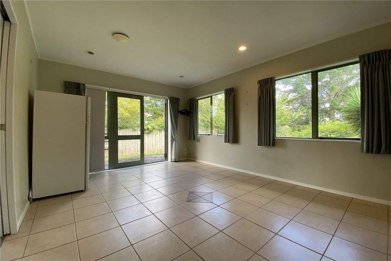 Photo of property in 14 Excelsa Place, Albany, Auckland, 0632