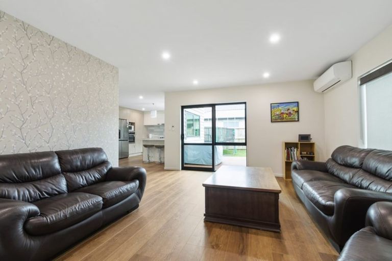 Photo of property in 28 Tawhiti Road, Pukekohe, 2120