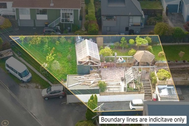 Photo of property in 11 Earls Road, Saint Clair, Dunedin, 9012