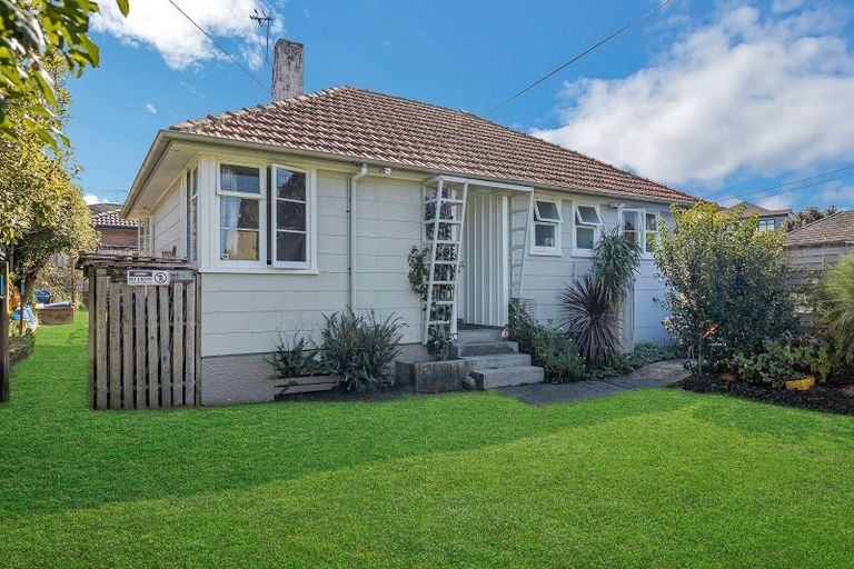 Photo of property in 4 Waitaua Street, Papakura, 2110