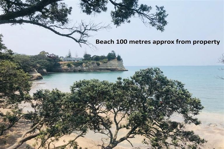 Photo of property in 1/5 Zealandia Road, Manly, Whangaparaoa, 0930