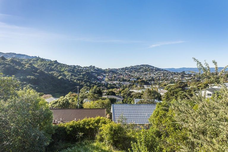 Photo of property in 3 Doris Gordon Crescent, Crofton Downs, Wellington, 6035