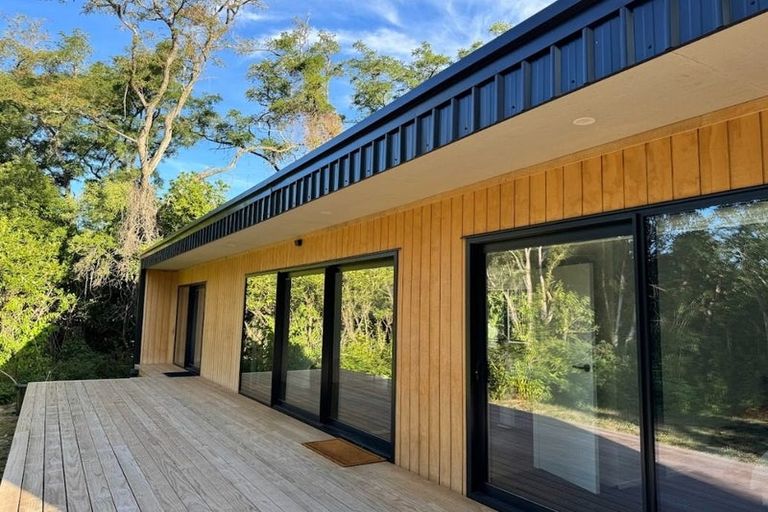 Photo of property in 24 Parawera Drive, Acacia Bay, Taupo, 3330