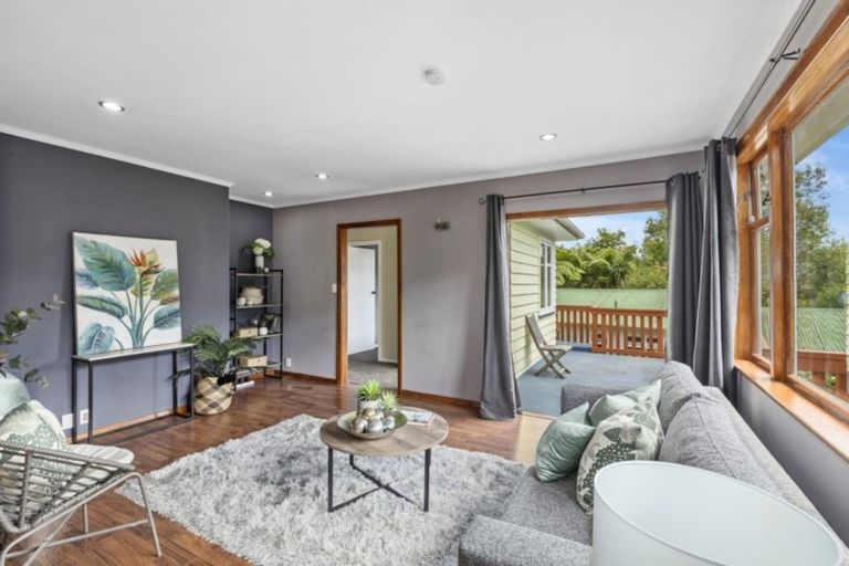 Photo of property in 18 Tawhai Street, Stokes Valley, Lower Hutt, 5019