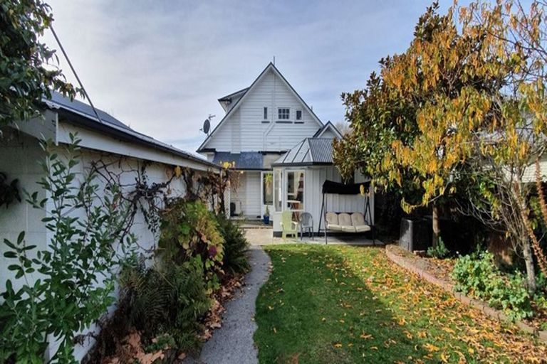 Photo of property in 35 Barrington Street, Somerfield, Christchurch, 8024