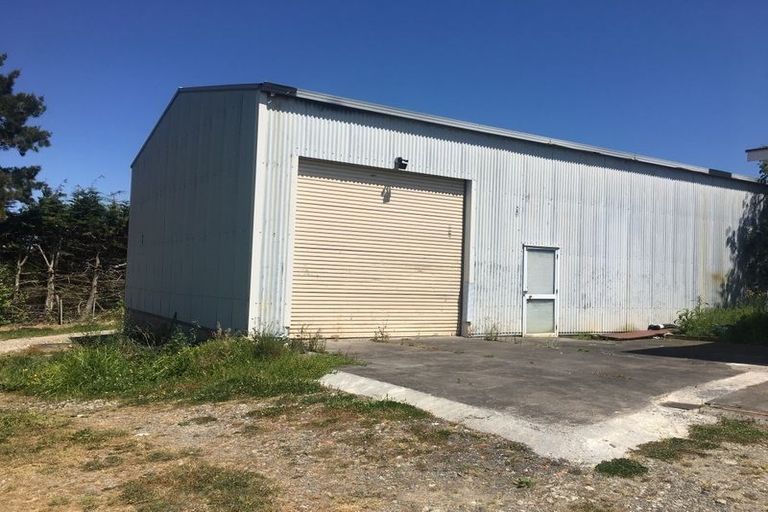 Photo of property in 63 Tawa Road, Kumeu, 0891