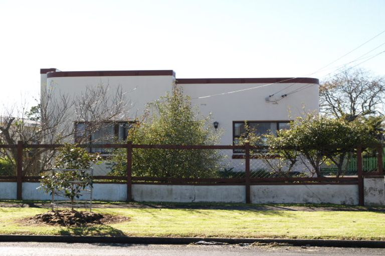 Photo of property in 1/1 John Street, Mangere East, Auckland, 2024