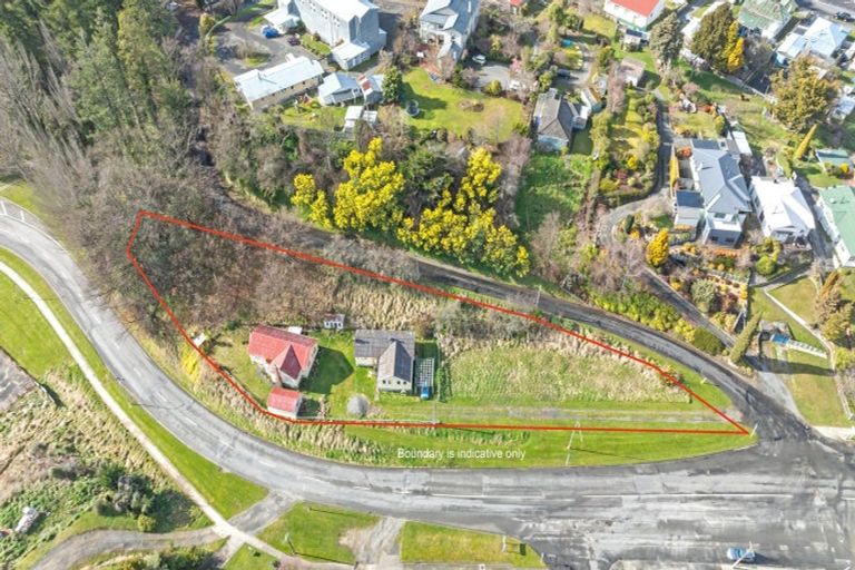 Photo of property in 140/142 Hautapu Street, Taihape, 4720