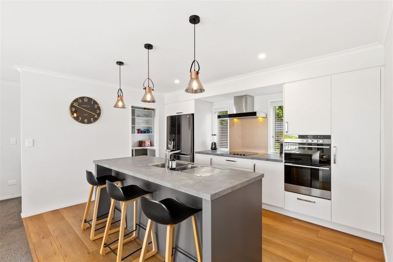 Photo of property in 22a Raelene Place, Massey, Auckland, 0614