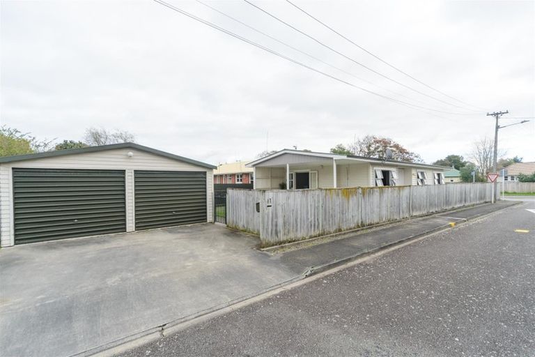 Photo of property in 9 Fagan Street, Bulls, 4818