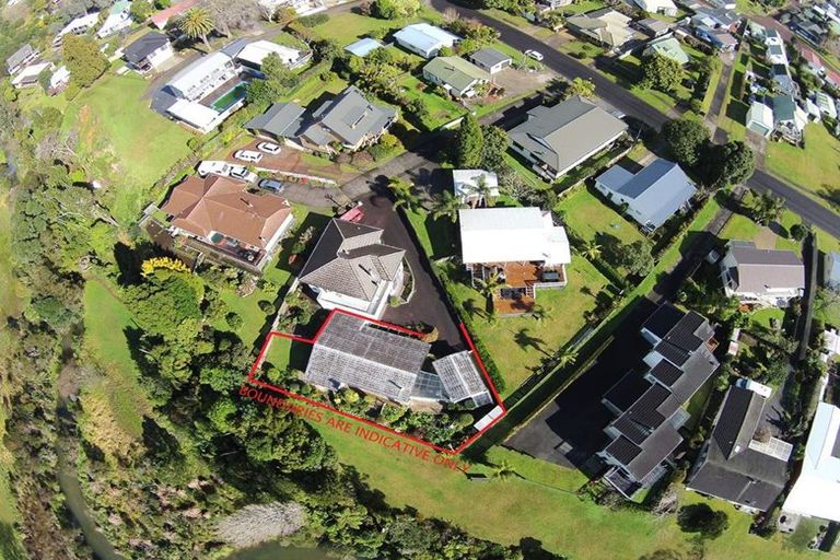 Photo of property in 135b Durrant Drive, Whangamata, 3620