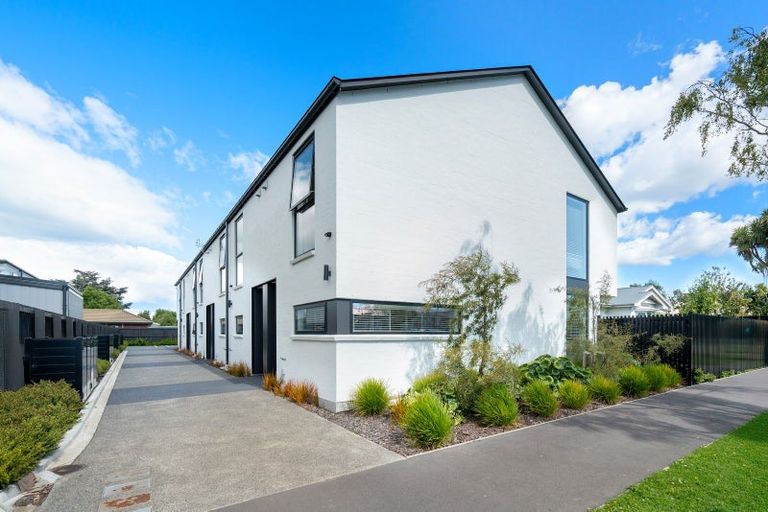 Photo of property in 2/37 Diamond Avenue, Spreydon, Christchurch, 8024
