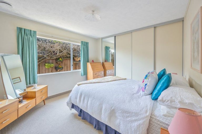 Photo of property in 36 Hyatt Grove, Greenmeadows, Napier, 4112