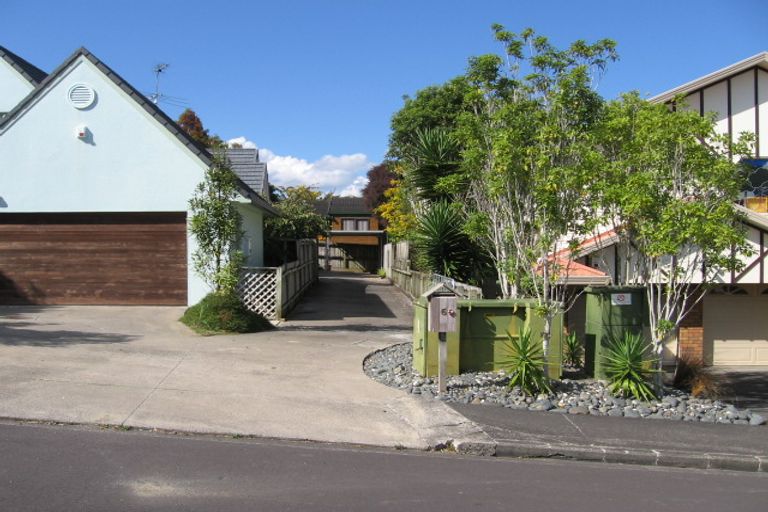 Photo of property in 5a Westergrove Place, West Harbour, Auckland, 0618