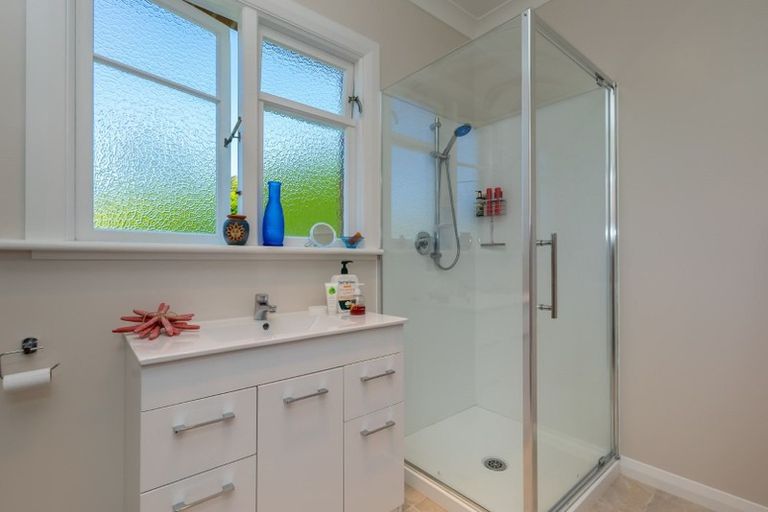 Photo of property in 1 Jane Street, Macandrew Bay, Dunedin, 9014