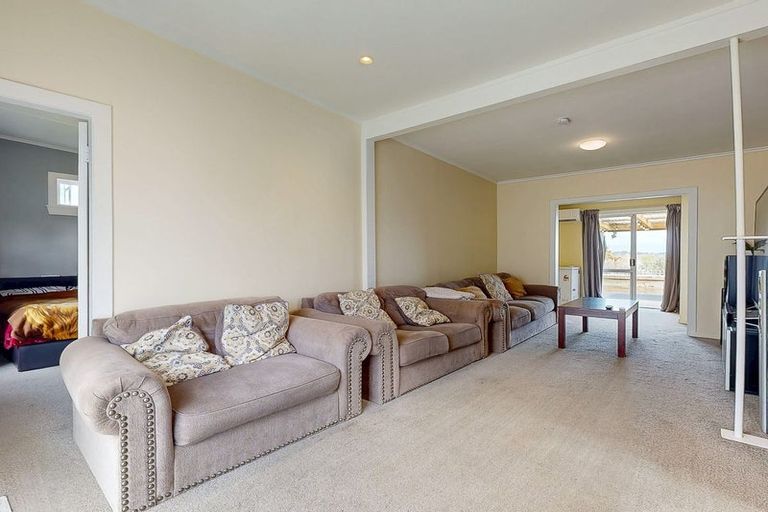 Photo of property in 76 Mahi Road, Te Kauwhata, 3710