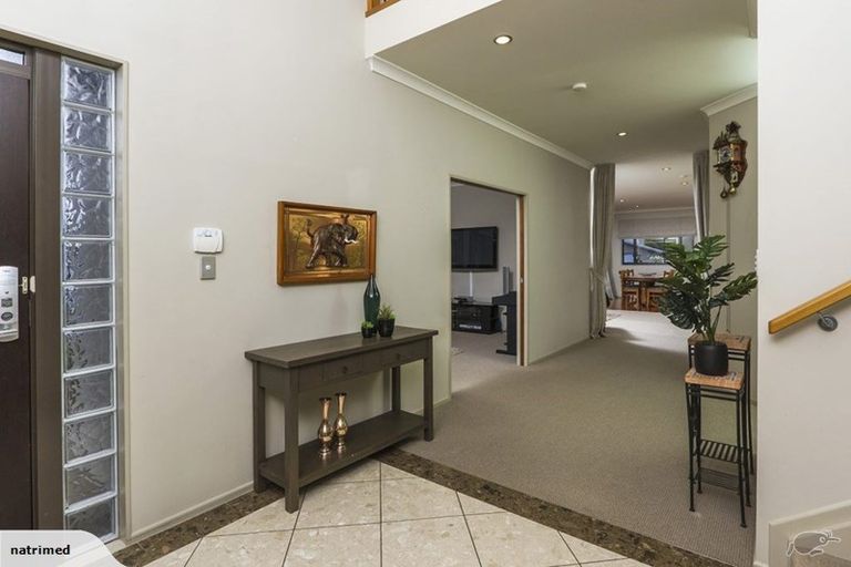 Photo of property in 66 Aberley Road, Schnapper Rock, Auckland, 0632