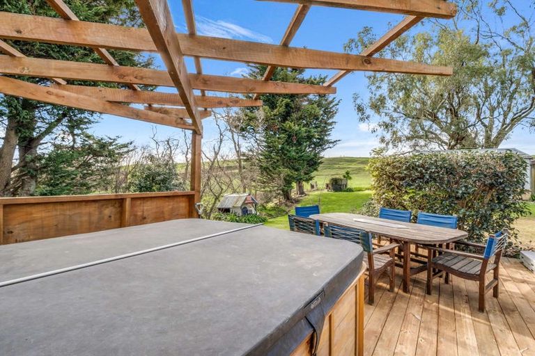 Photo of property in 1226 Tennent Drive, Linton, Palmerston North, 4472