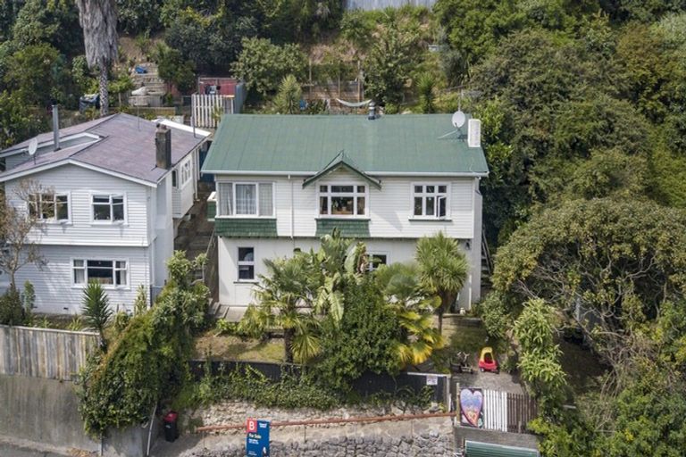 Photo of property in 45 Faraday Street, Hospital Hill, Napier, 4110