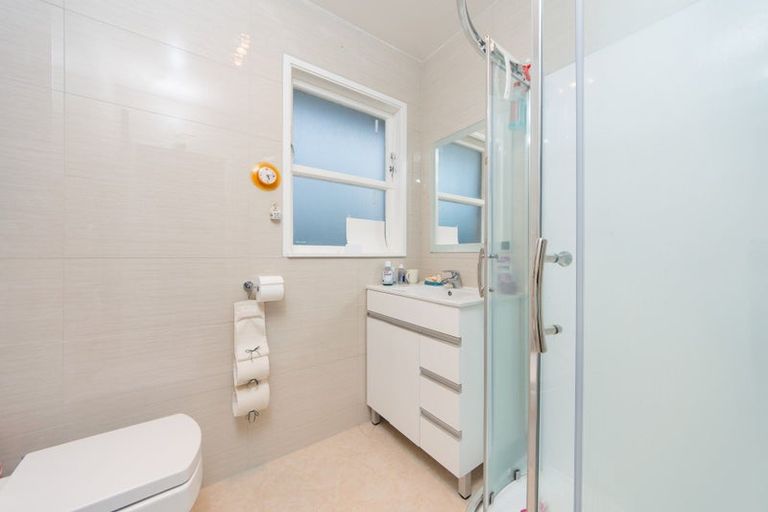 Photo of property in 3 Janine Place, Bucklands Beach, Auckland, 2014