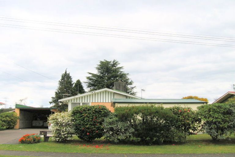 Photo of property in 8 Euan Street, Mangakakahi, Rotorua, 3015