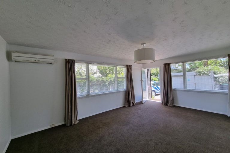 Photo of property in 4/111 Aikmans Road, Merivale, Christchurch, 8014