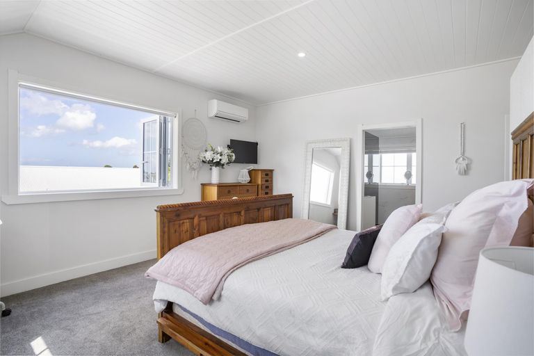 Photo of property in 43 Ocean Breeze Drive, Waihi Beach, 3611