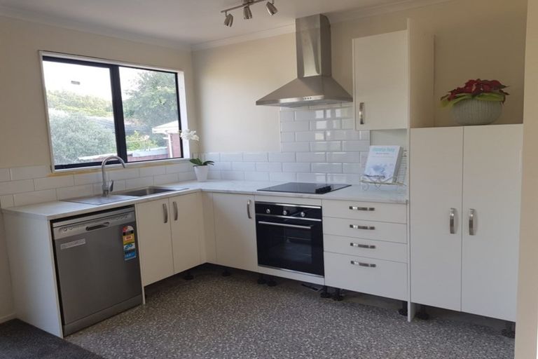 Photo of property in 27 Karen Crescent, Dinsdale, Hamilton, 3204