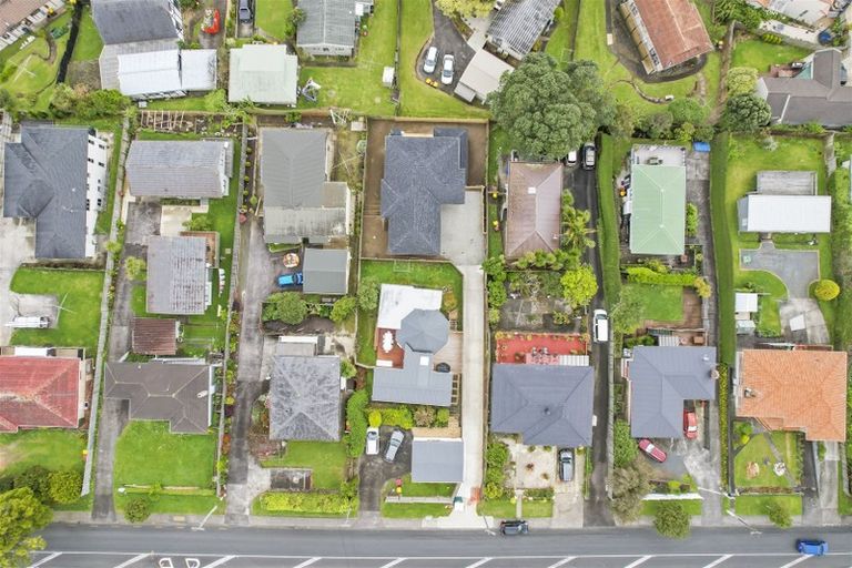 Photo of property in 18a Orams Road, Hillpark, Auckland, 2102
