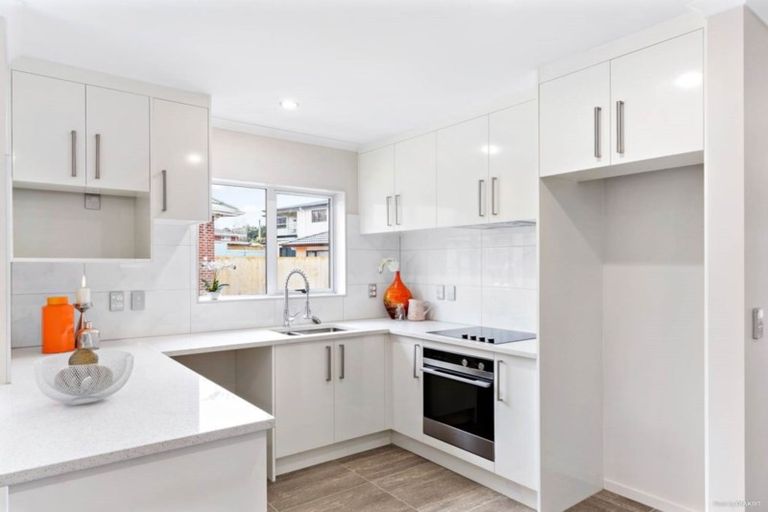 Photo of property in 116c Great South Road, Manurewa, Auckland, 2102