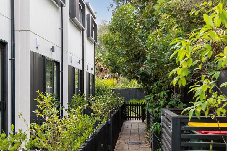 Photo of property in 7/54 Bayswater Avenue, Bayswater, Auckland, 0622