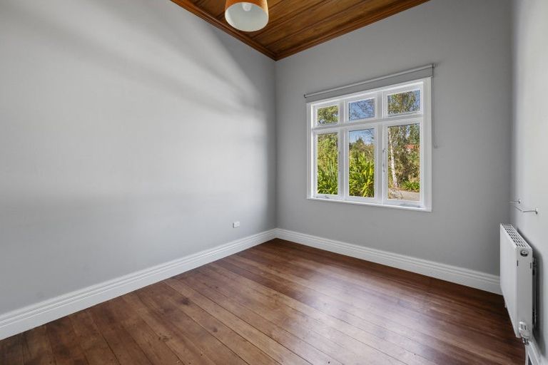 Photo of property in 1986 Taihape Road, Sherenden, Hastings, 4179