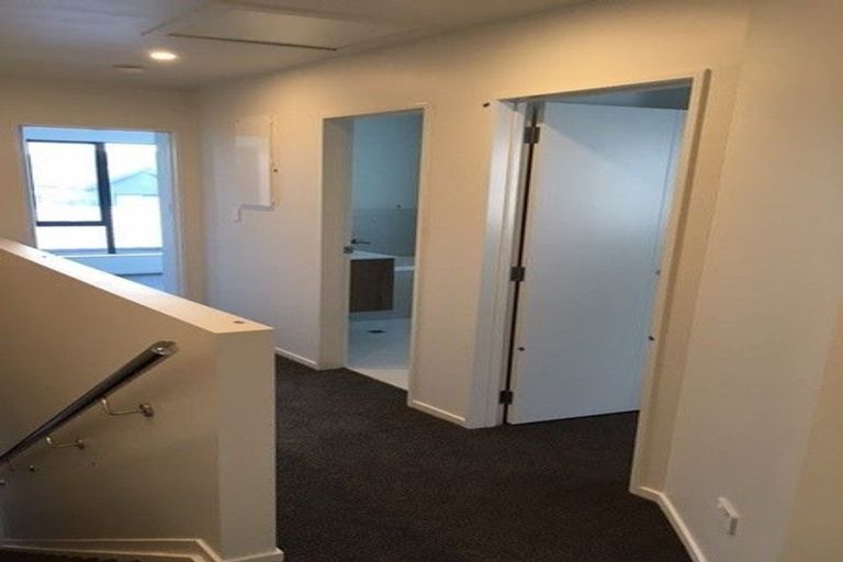 Photo of property in 7/3 Walsh Road, Wainui, 0932