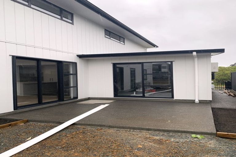 Photo of property in 4 Pateke Drive, Kenepuru, Porirua, 5022